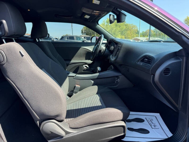 2022 Dodge Challenger SXT