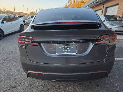 2023 Tesla Model X Standard Range