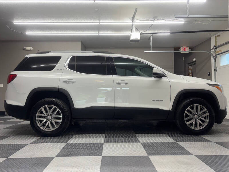 2019 GMC Acadia SLE-2