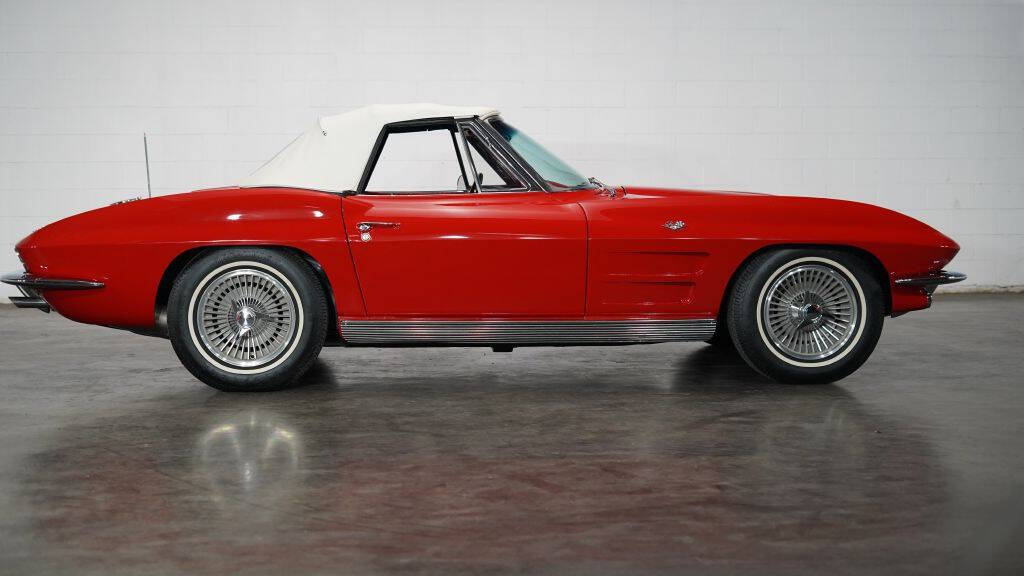 1963 Chevrolet Corvette 8