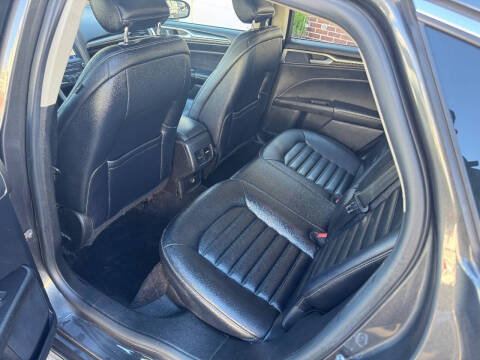 2019 Ford Fusion SEL