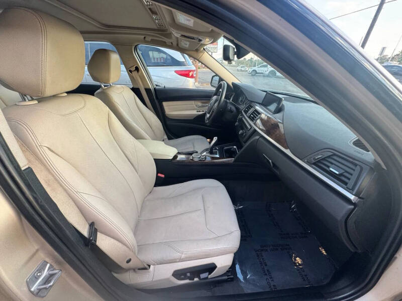 2015 BMW 3 Series 328i