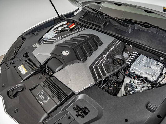 2022 Lamborghini Urus