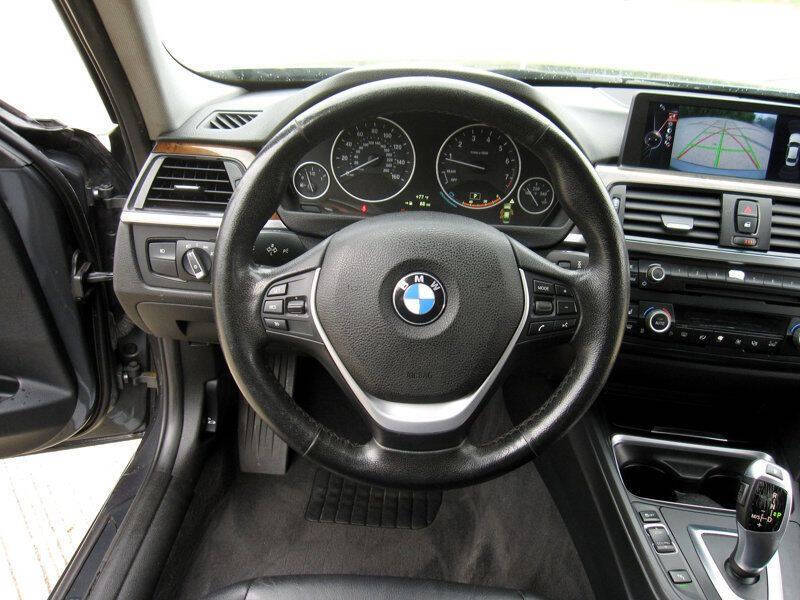 2015 BMW 3 Series 328i xDrive