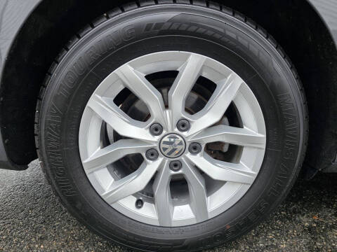 2016 Volkswagen Passat 1.8T S