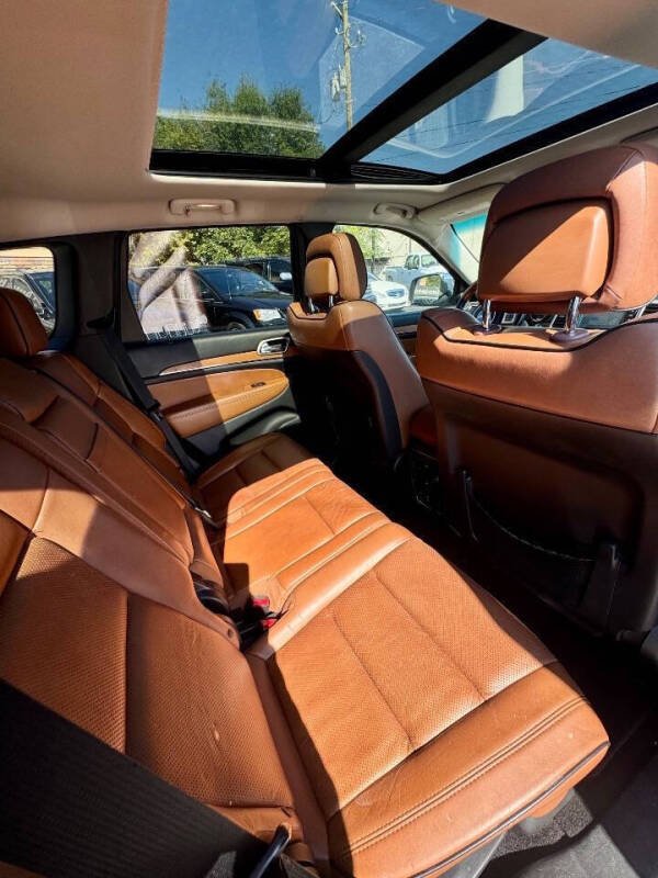 2011 Jeep Grand Cherokee Overland