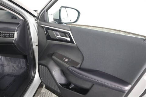 2024 Mitsubishi Outlander ES