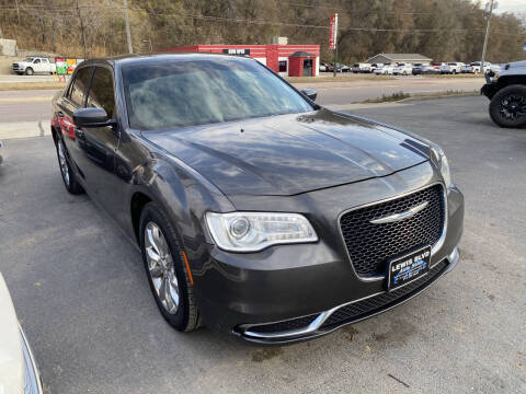 2016 Chrysler 300 Limited