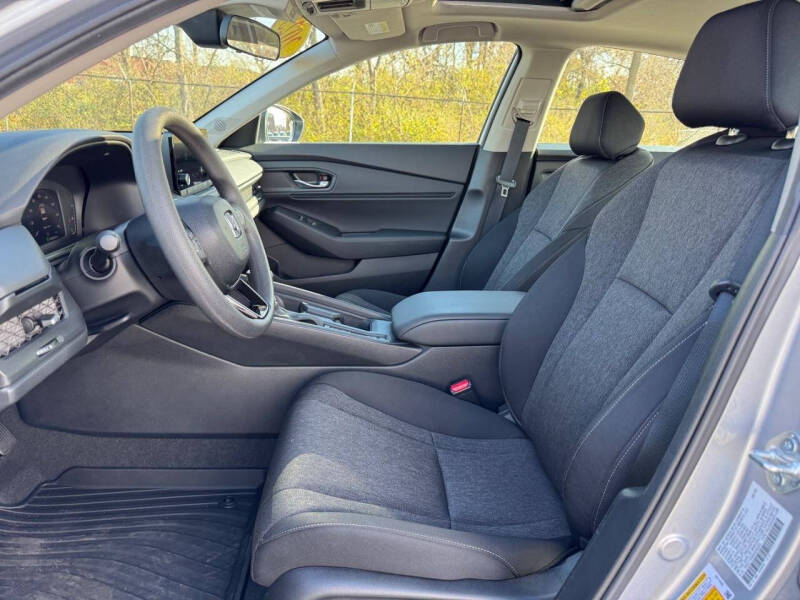 2025 Honda Accord SE