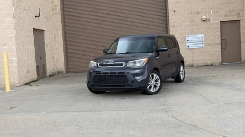2015 Kia Soul +