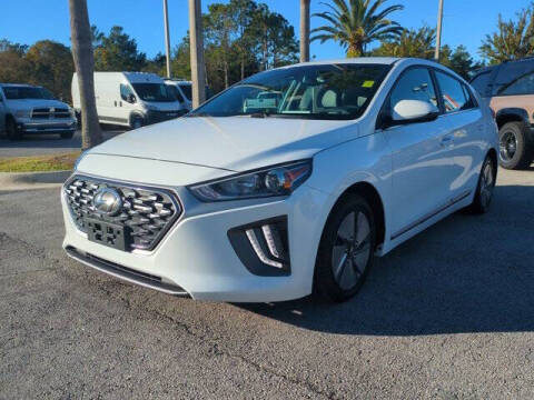 2022 Hyundai Ioniq Hybrid SE