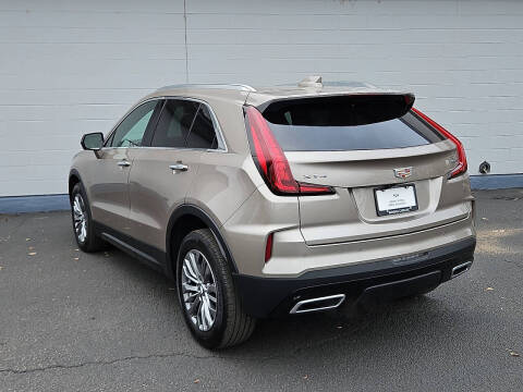 2025 Cadillac XT4 Premium Luxury