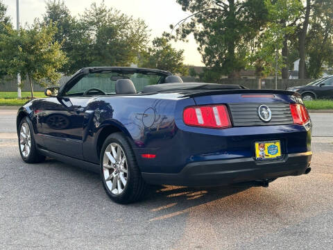 2010 Ford Mustang V6