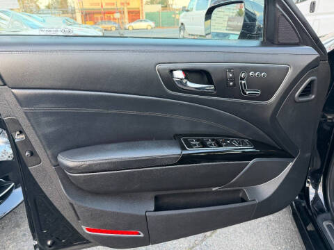 2015 Kia K900 Premium