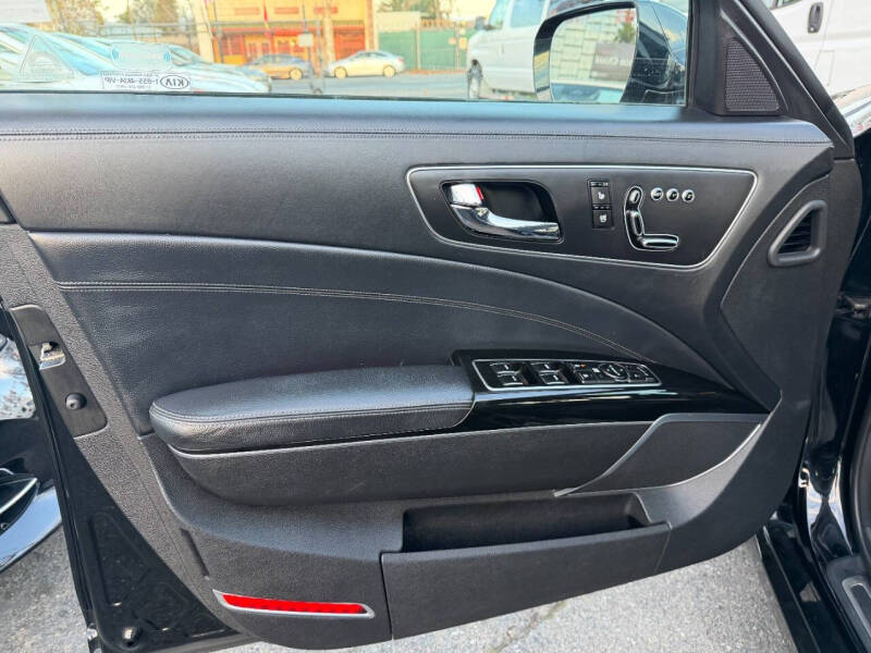 2015 Kia K900 Premium