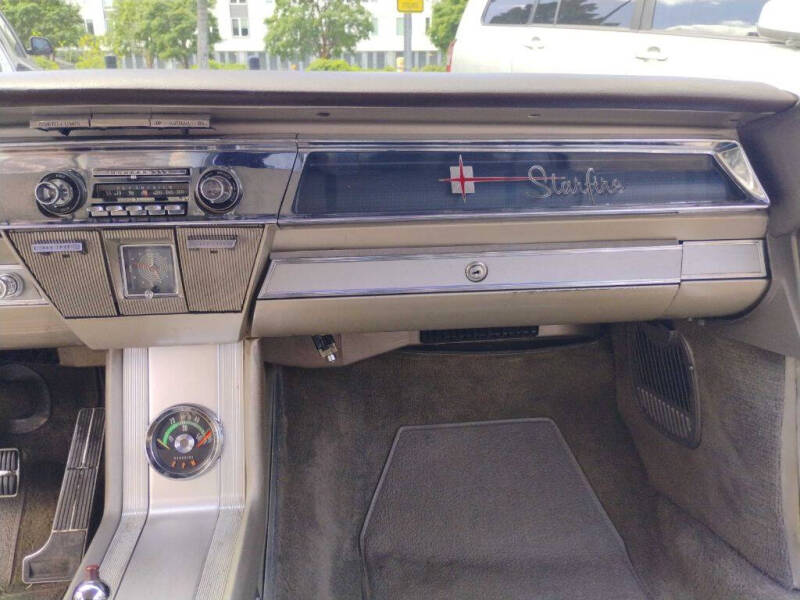 1962 Oldsmobile Starfire