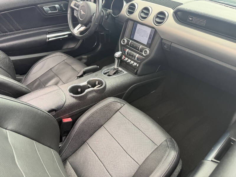 2020 Ford Mustang EcoBoost Premium