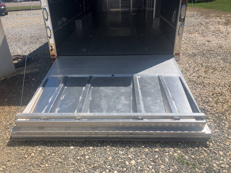 2014 inTech Trailers BTA8526TA4