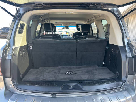 2015 Infiniti QX80