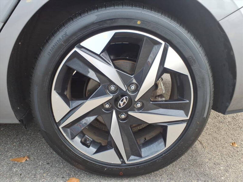 2023 Hyundai Elantra