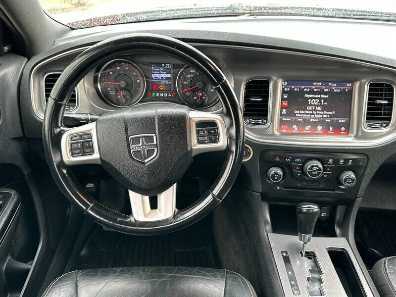 2011 Dodge Charger R/T