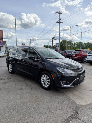 2018 Chrysler Pacifica Touring Plus
