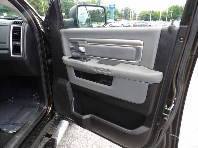 2013 RAM 1500 SLT