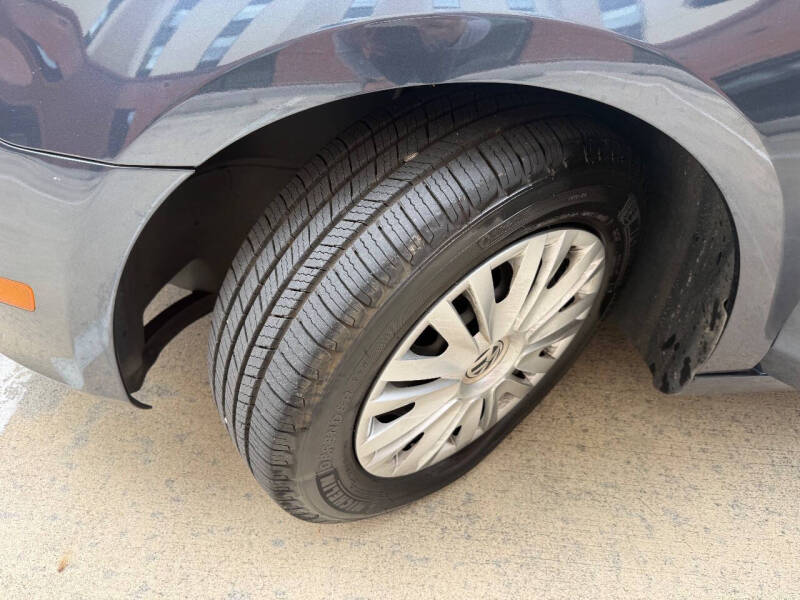 2012 Volkswagen Golf 2.5L PZEV