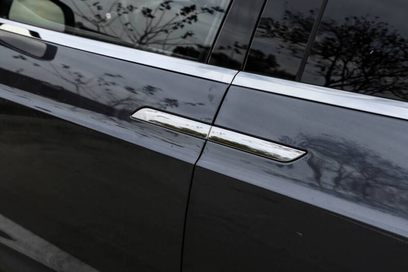 2018 Tesla Model X 75D