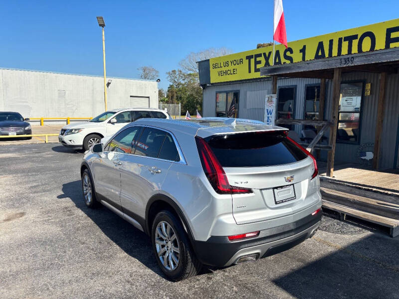 2020 Cadillac XT4 Premium Luxury