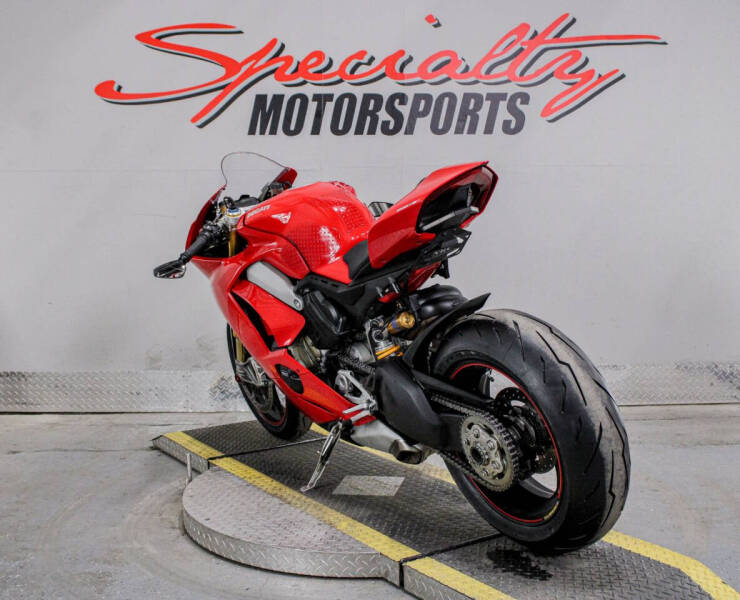 2019 Ducati Panigale V4 S