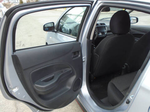 2024 Mitsubishi Mirage ES