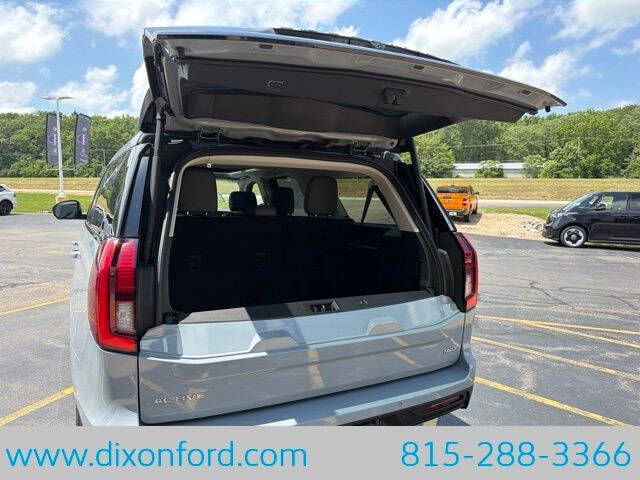 2026 Ford Expedition MAX Active