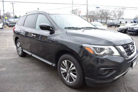 2019 Nissan Pathfinder for sale at World Class Motors in Rockford IL