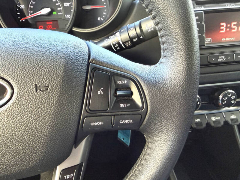 2013 Kia Rio 5-Door EX