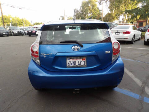 2012 Toyota Prius c Four