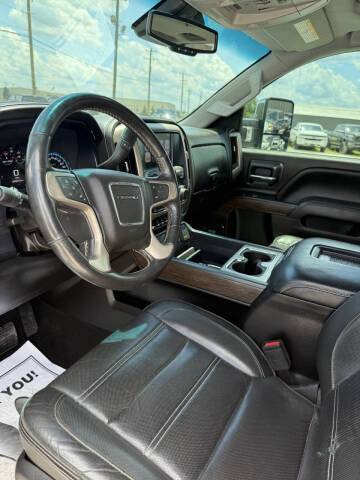 2017 GMC Sierra 2500HD Denali