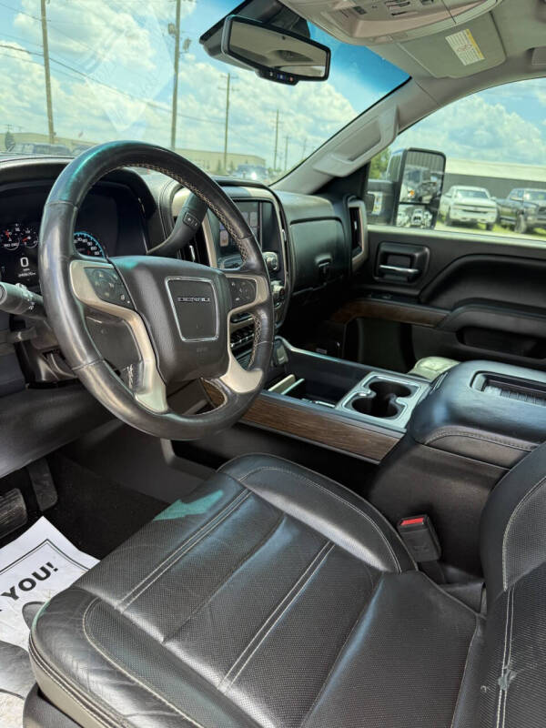 2017 GMC Sierra 2500HD Denali