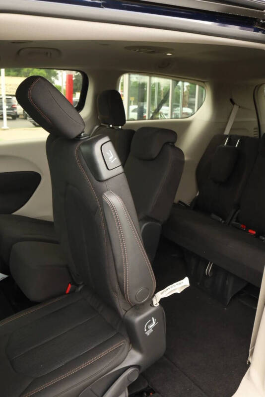 2017 Chrysler Pacifica Touring
