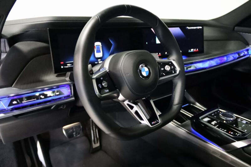 2023 BMW 7 Series 760i xDrive