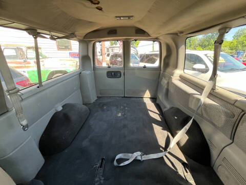 1997 Chevrolet Express G1500 LS