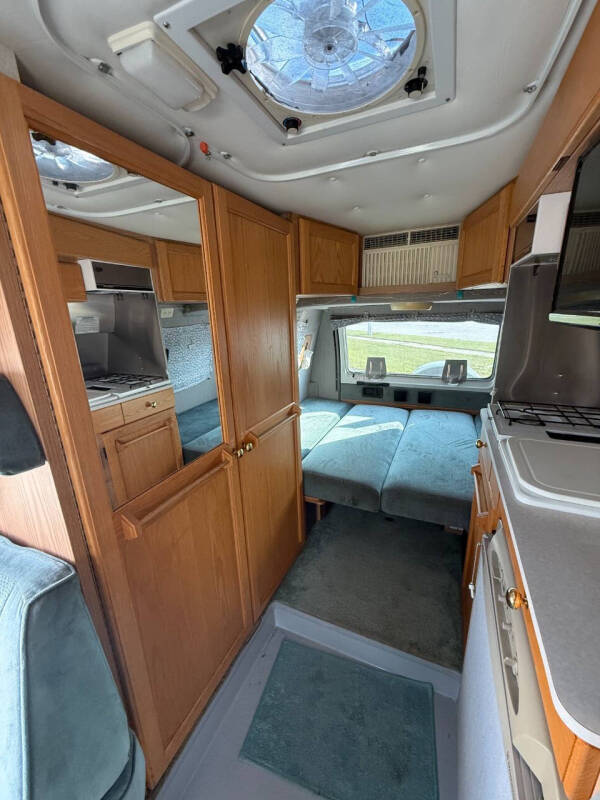 2000 Dodge Roadtrek 190 Versatile