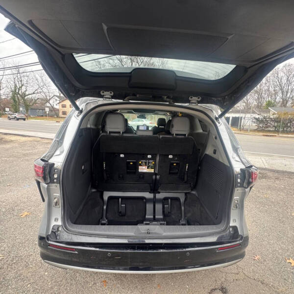 2021 Toyota Sienna Limited 7-Passenger