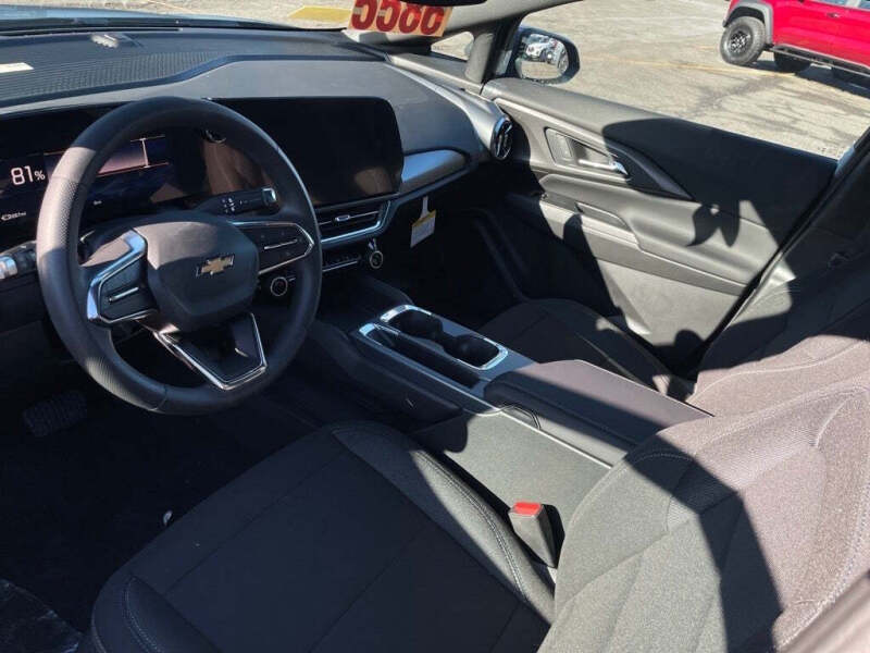 2026 Chevrolet Equinox EV LT 1