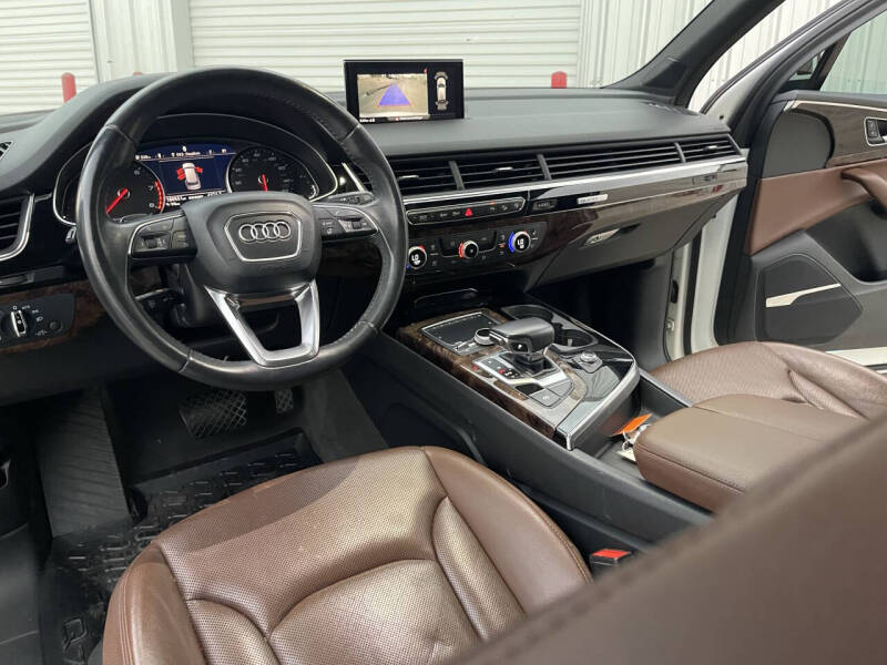 2017 Audi Q7 2.0T quattro Premium Plus