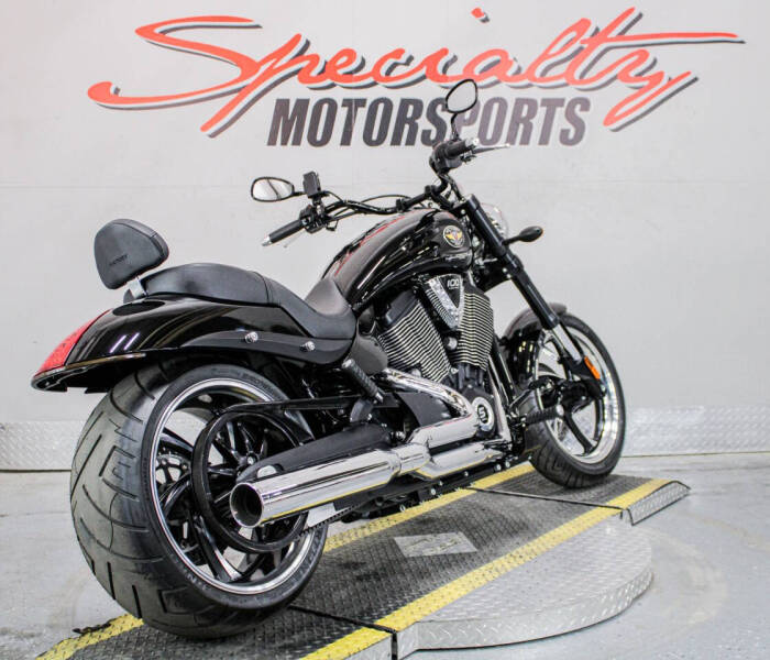 2010 Victory Hammer 8-Ball