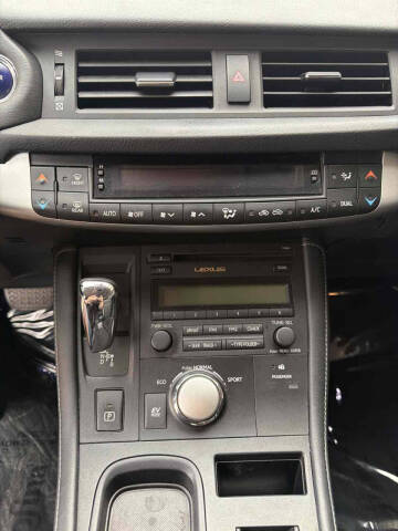 2013 Lexus CT 200h