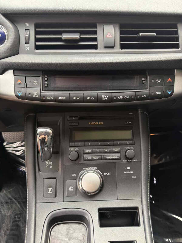 2013 Lexus CT 200h