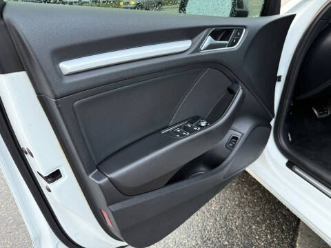 2019 Audi A3 Titanium 40 TFSI