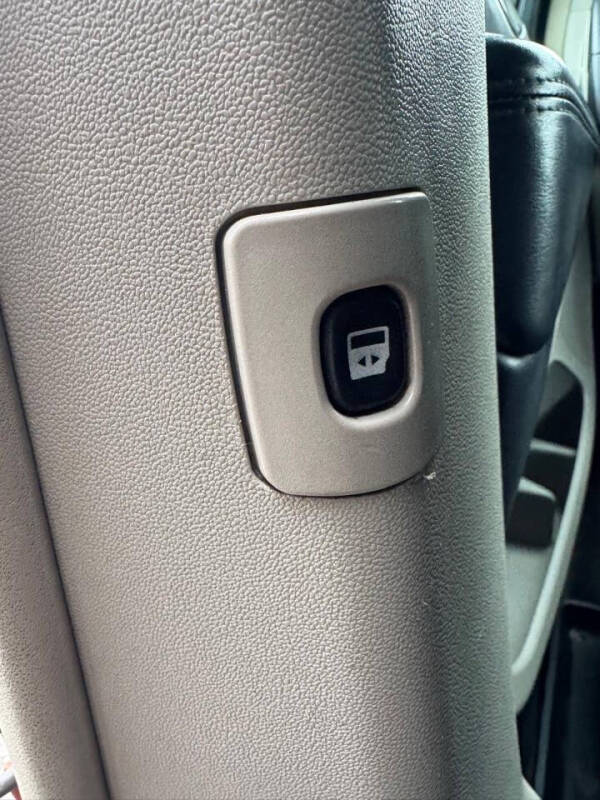 2011 Dodge Grand Caravan Crew